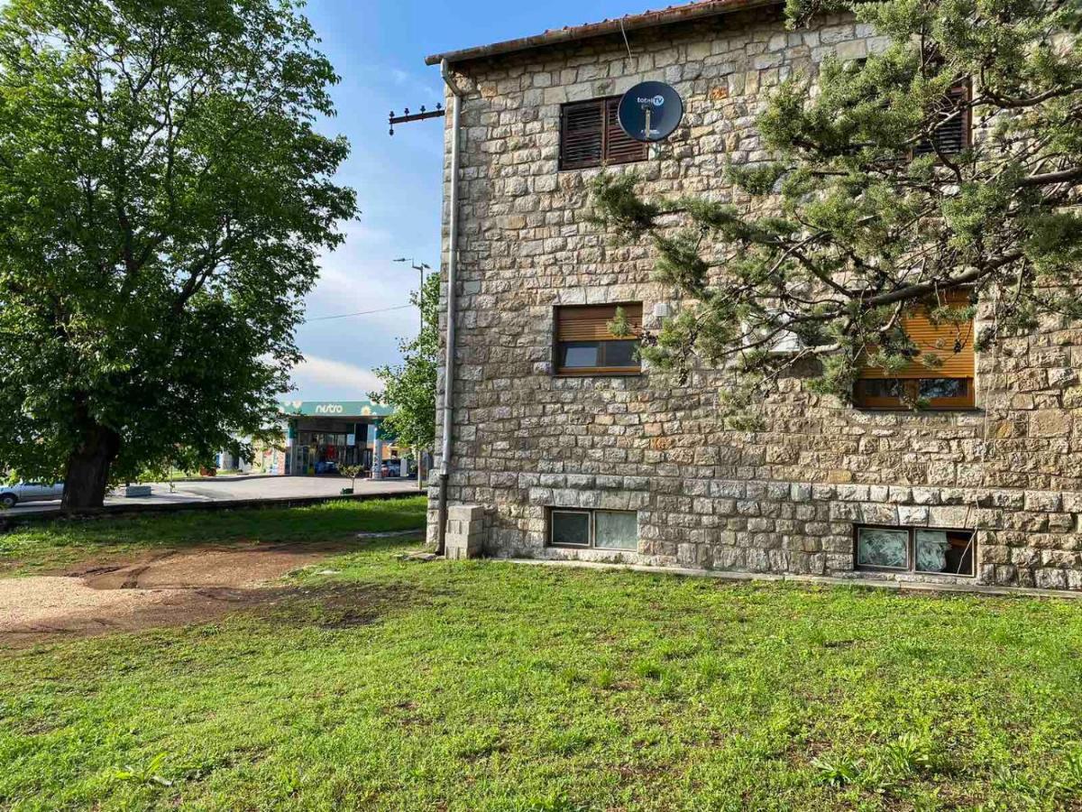 Apartman Jovana Bileća Екстериор снимка